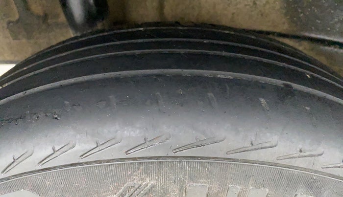 2021 Maruti New Wagon-R LXI CNG 1.0 L, CNG, Manual, 56,074 km, Right Rear Tyre Tread