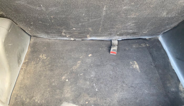 2016 Hyundai Grand i10 SPORTZ 1.2 KAPPA VTVT, Petrol, Manual, 96,930 km, Boot Inside