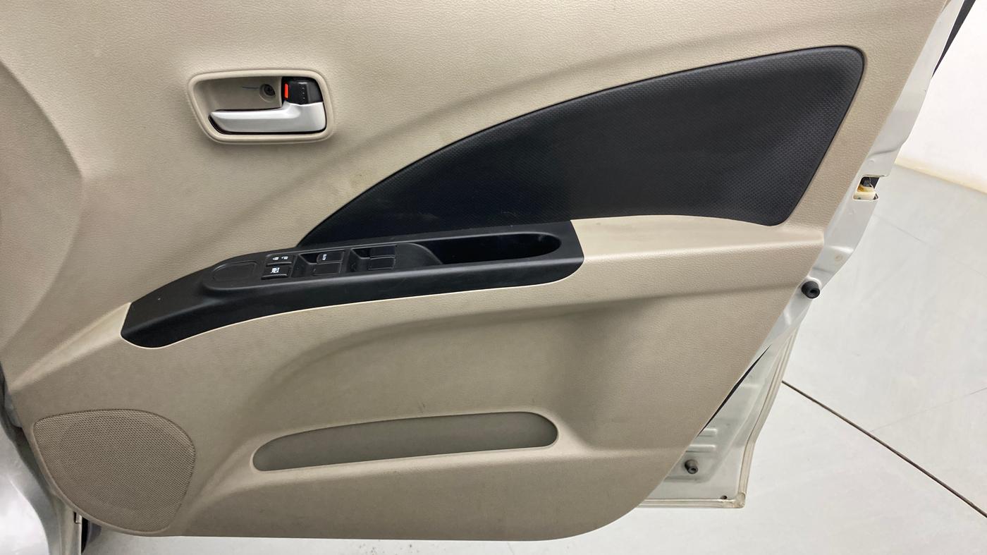2017 Maruti Celerio VXI, Petrol, Manual, 21,287 km, Driver Side Door Panels Control