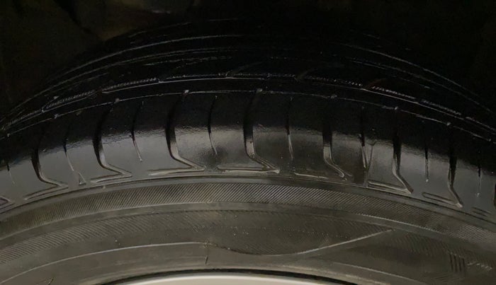2022 KIA SELTOS HTK 1.5 DIESEL, Diesel, Manual, 79,659 km, Left Front Tyre Tread