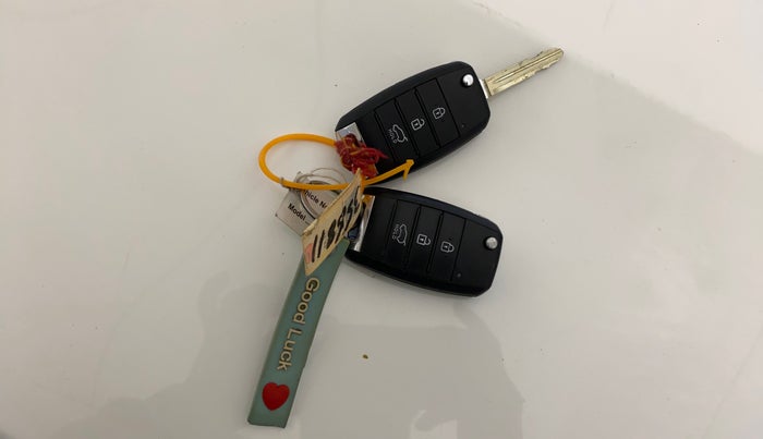 2022 KIA SELTOS HTK 1.5 DIESEL, Diesel, Manual, 79,659 km, Key Close Up