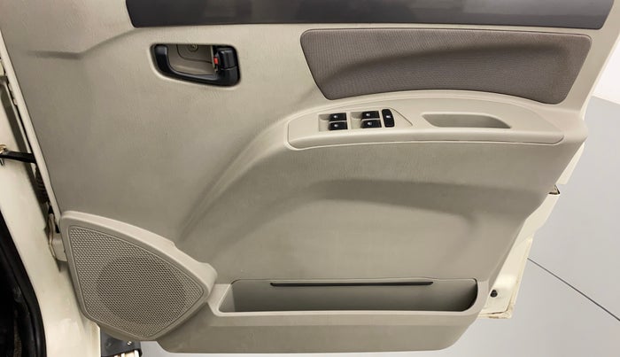 2018 Mahindra Scorpio S5 2WD, Diesel, Manual, 35,284 km, Driver Side Door Panels Control