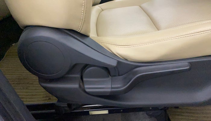 2019 Honda Amaze 1.2L I-VTEC S, Petrol, Manual, 43,026 km, Driver Side Adjustment Panel