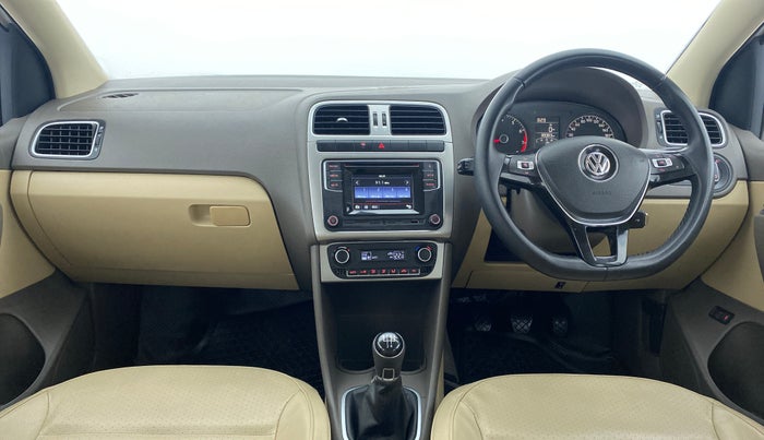 2016 Volkswagen Vento HIGHLINE PETROL, Petrol, Manual, 89,507 km, Dashboard