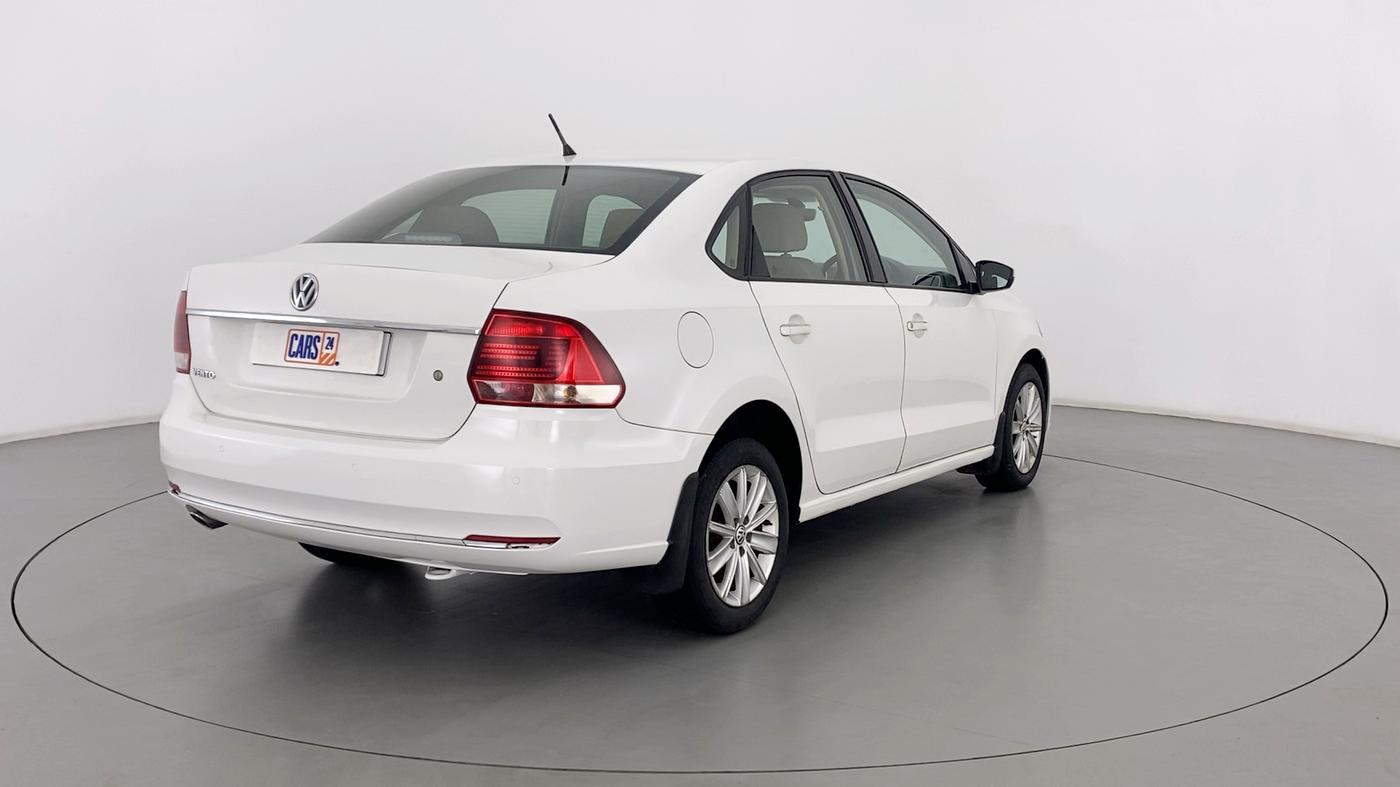2016 Volkswagen Vento HIGHLINE PETROL, Petrol, Manual, 89,507 km, Right Back Diagonal