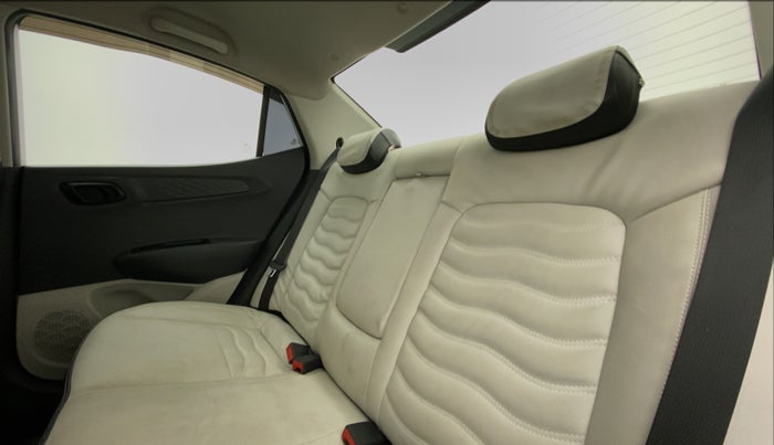 2022 Hyundai AURA S 1.2 CNG, CNG, Manual, 29,913 km, Right Side Rear Door Cabin