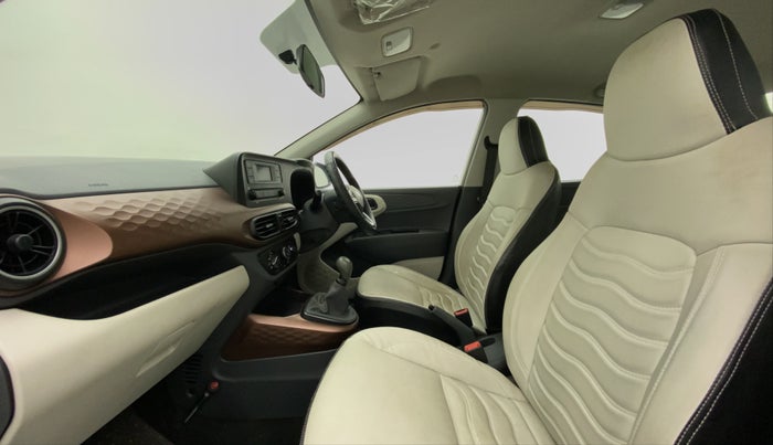 2022 Hyundai AURA S 1.2 CNG, CNG, Manual, 29,913 km, Right Side Front Door Cabin