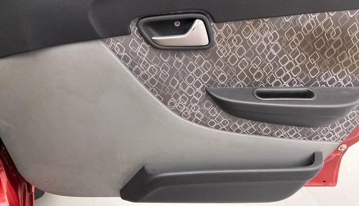 2018 Maruti Alto 800 LXI, Petrol, Manual, 20,315 km, Driver Side Door Panels Control