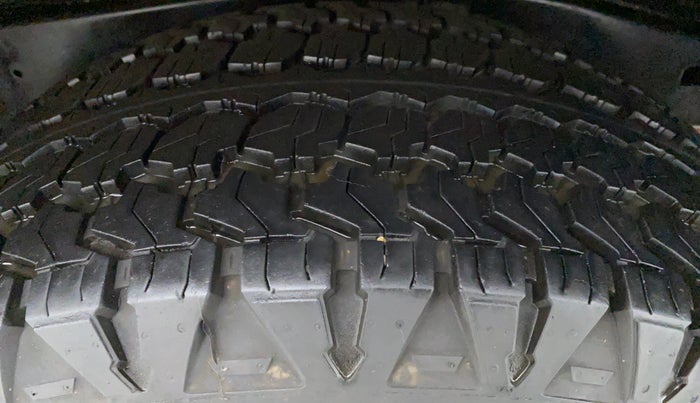 2013 Toyota Fortuner 3.0 AT 4X2, Diesel, Automatic, 82,426 km, Left Rear Tyre Tread