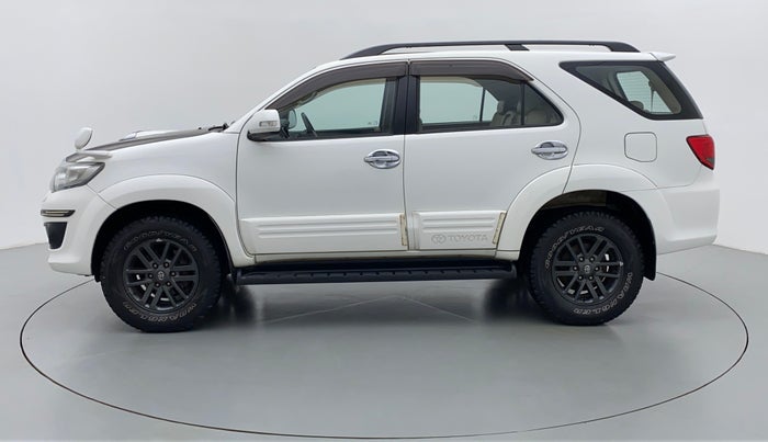 2013 Toyota Fortuner 3.0 AT 4X2, Diesel, Automatic, 82,426 km, Left Side