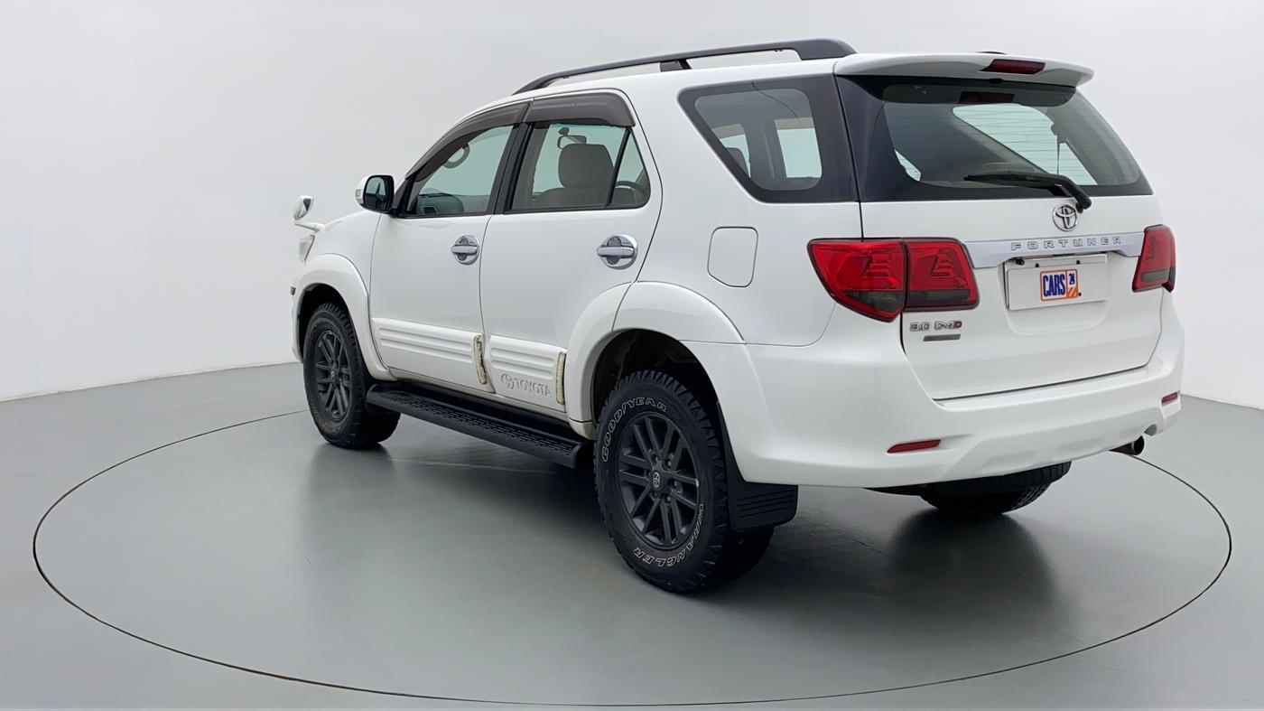 2013 Toyota Fortuner 3.0 AT 4X2, Diesel, Automatic, 82,426 km, Left Back Diagonal