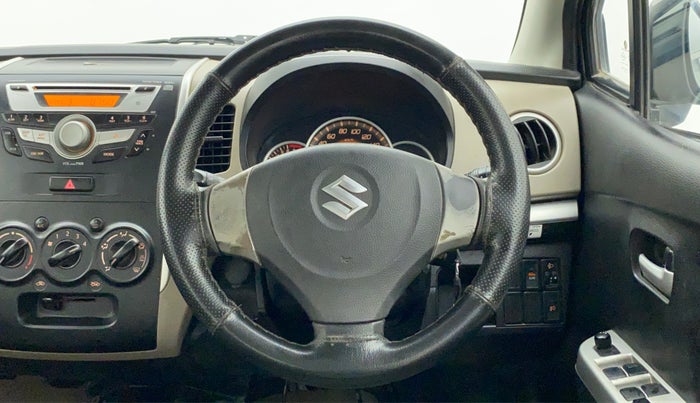 2015 Maruti Wagon R 1.0 VXI, Petrol, Manual, 66,110 km, Steering Wheel Close Up