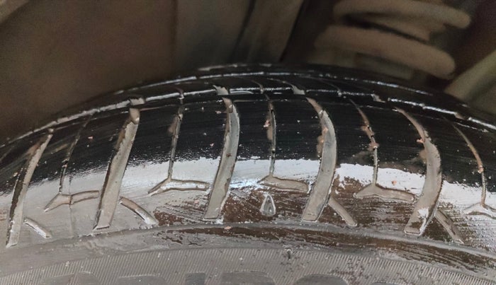 2021 Renault Kiger RXT (O) AMT, Petrol, Automatic, 39,237 km, Right Front Tyre Tread