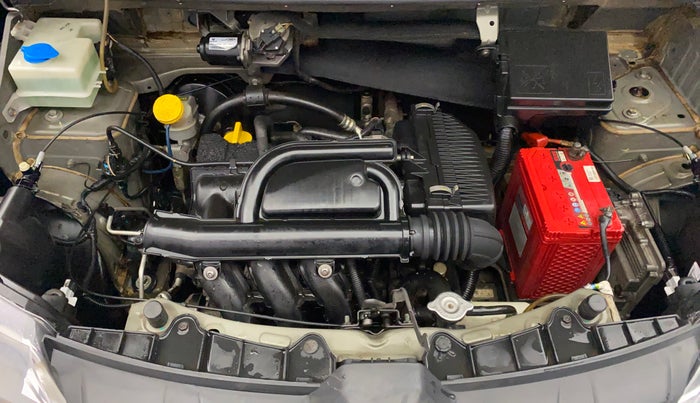 2017 Renault Kwid RXT 1.0 AMT (O), Petrol, Automatic, 81,389 km, Engine View