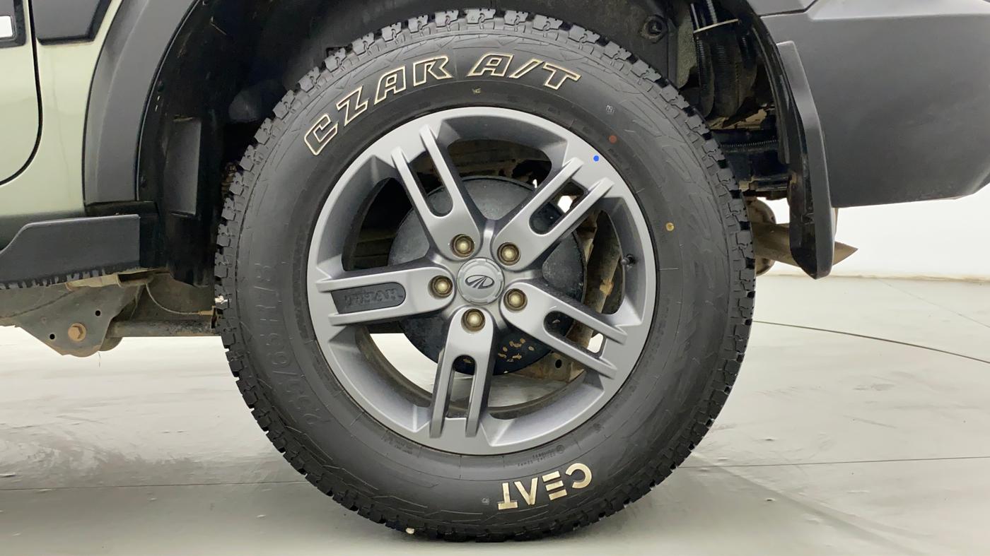 2022 Mahindra Thar LX HT PETROL 4WD MT, Petrol, Manual, 8,027 km, Left Rear Wheel
