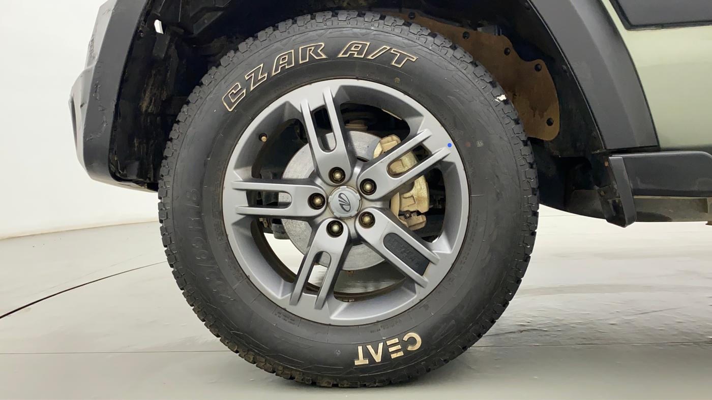 2022 Mahindra Thar LX HT PETROL 4WD MT, Petrol, Manual, 8,027 km, Left Front Wheel