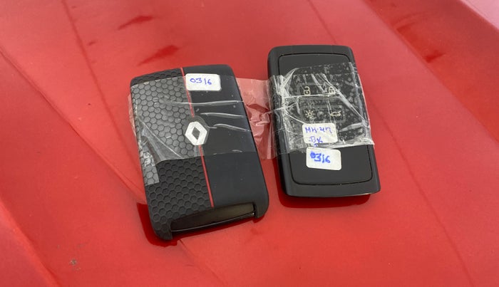 2022 Renault Kiger RXT (O) TURBO CVT, Petrol, Automatic, 10,025 km, Key Close Up