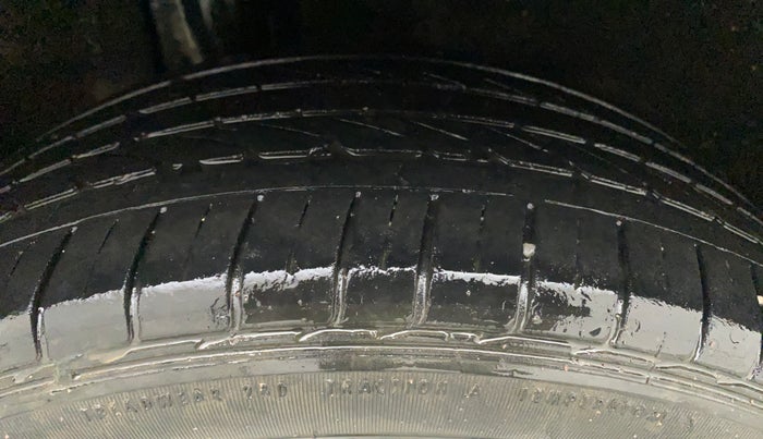 2019 Maruti Baleno ZETA PETROL 1.2, Petrol, Manual, 30,890 km, Right Rear Tyre Tread