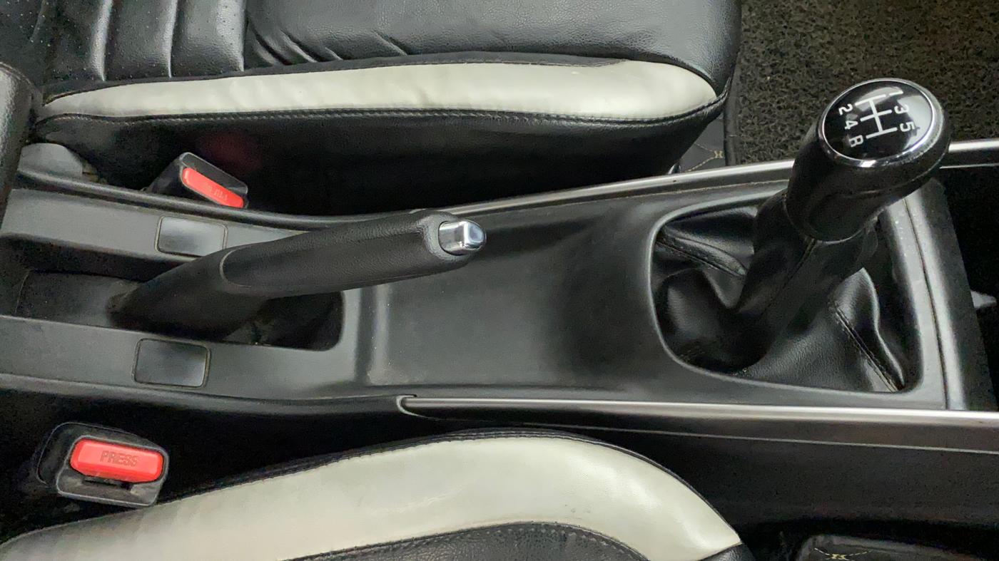 2019 Maruti Baleno ZETA PETROL 1.2, Petrol, Manual, 30,890 km, Gear Lever