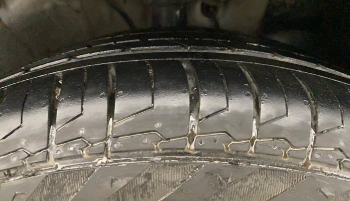 2019 Hyundai VENUE SX 1.0 TURBO, Petrol, Manual, 72,170 km, Right Front Tyre Tread