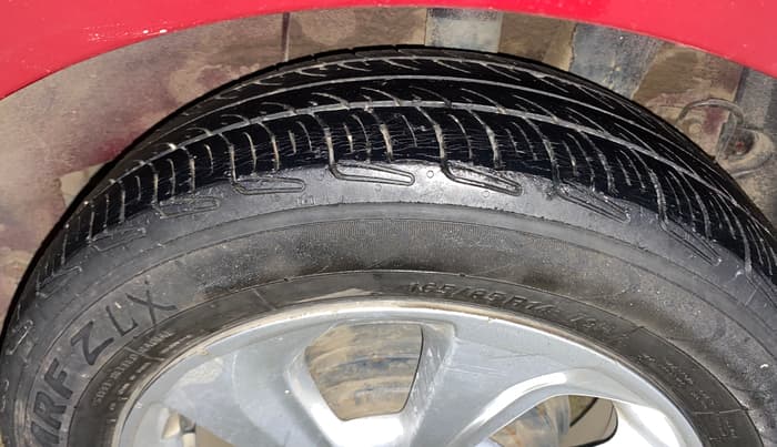 2017 Hyundai Xcent SX 1.2, CNG, Manual, 28,158 km, Left Rear Tyre Tread