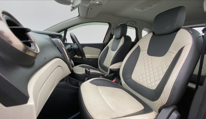 2018 Renault Captur 1.5 PLATINE DIESEL, Diesel, Manual, 56,761 km, Right Side Front Door Cabin