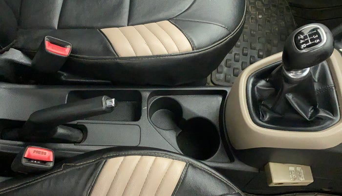 2014 Hyundai Xcent SX 1.2 (O), Petrol, Manual, 43,648 km, Gear Lever