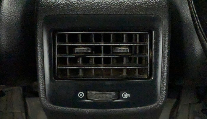 2014 Hyundai Xcent SX 1.2 (O), Petrol, Manual, 43,648 km, Rear AC Vents