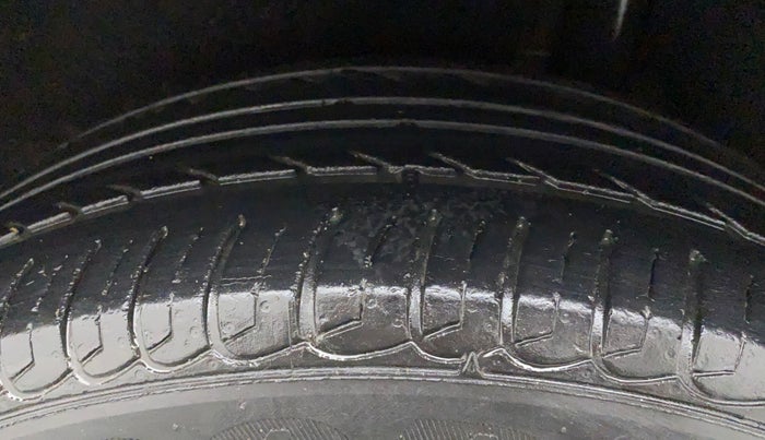 2016 Ford Ecosport TITANIUM+ 1.0L ECOBOOST, Petrol, Manual, 50,578 km, Left Rear Tyre Tread