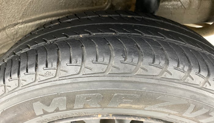 2019 Maruti New Wagon-R VXI 1.0, Petrol, Manual, 28,454 km, Left Rear Tyre Tread