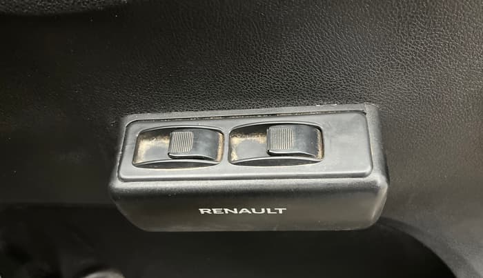 2018 Renault Kwid RXL 1.0 AMT, CNG, Automatic, 64,078 km, Driver Side Door Panels Control