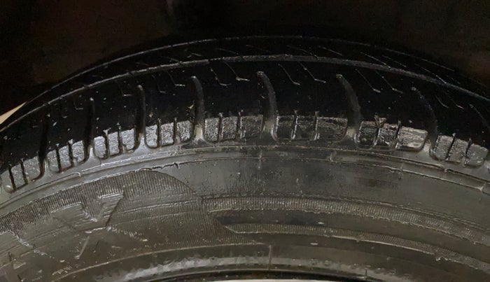 2023 Honda Amaze 1.2L I-VTEC S, Petrol, Manual, 21,593 km, Right Rear Tyre Tread