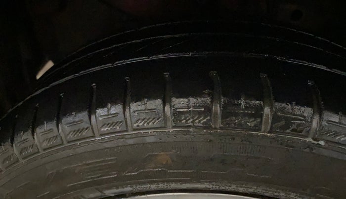 2023 Honda Amaze 1.2L I-VTEC S, Petrol, Manual, 21,593 km, Left Front Tyre Tread