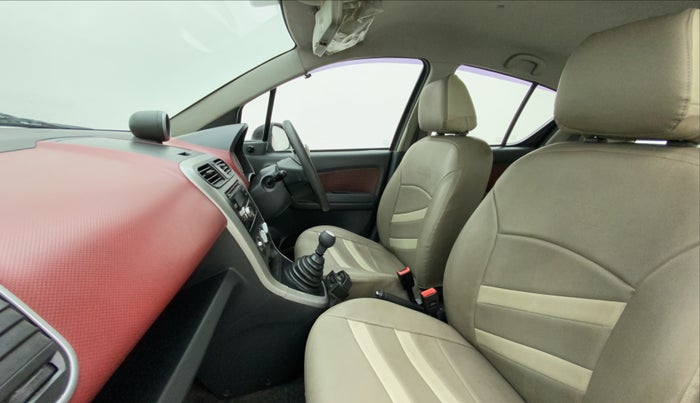 2014 Maruti Ritz VXI, Petrol, Manual, 57,273 km, Right Side Front Door Cabin