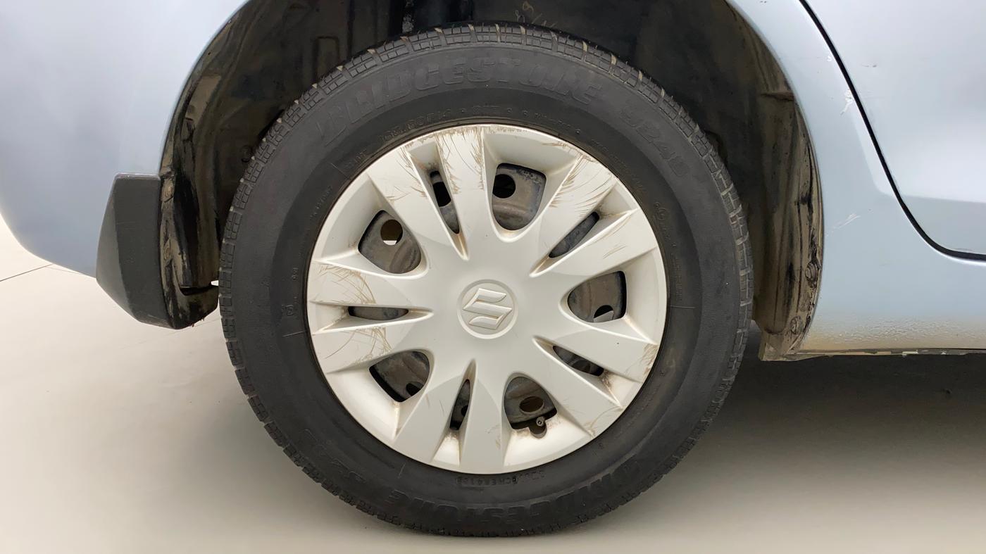 2013 Maruti Swift Dzire VXI, Petrol, Manual, 1,22,713 km, Right Rear Wheel
