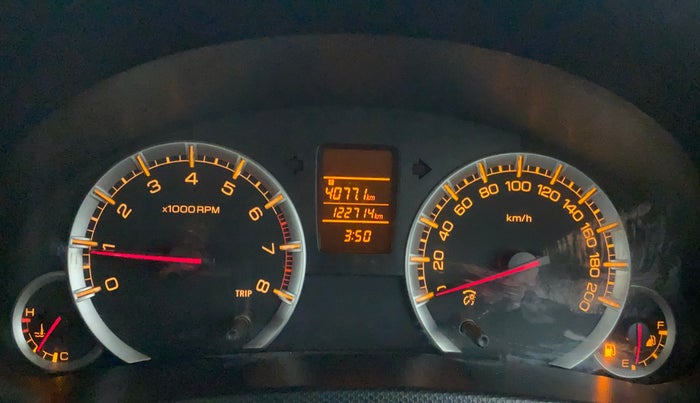 2013 Maruti Swift Dzire VXI, Petrol, Manual, 1,22,713 km, Odometer Image