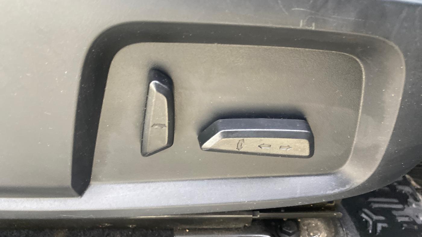 2021 Tata Harrier XZ PLUS 2.0L, Diesel, Manual, 54,560 km, Driver Side Adjustment Panel
