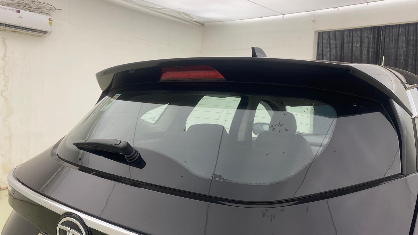 2021 Tata Harrier XZ PLUS 2.0L, Diesel, Manual, 54,560 km, Rear Wiper