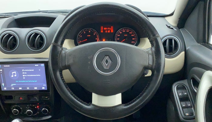 2013 Renault Duster 110 PS RXL DIESEL, Diesel, Manual, 1,07,928 km, Steering Wheel Close Up