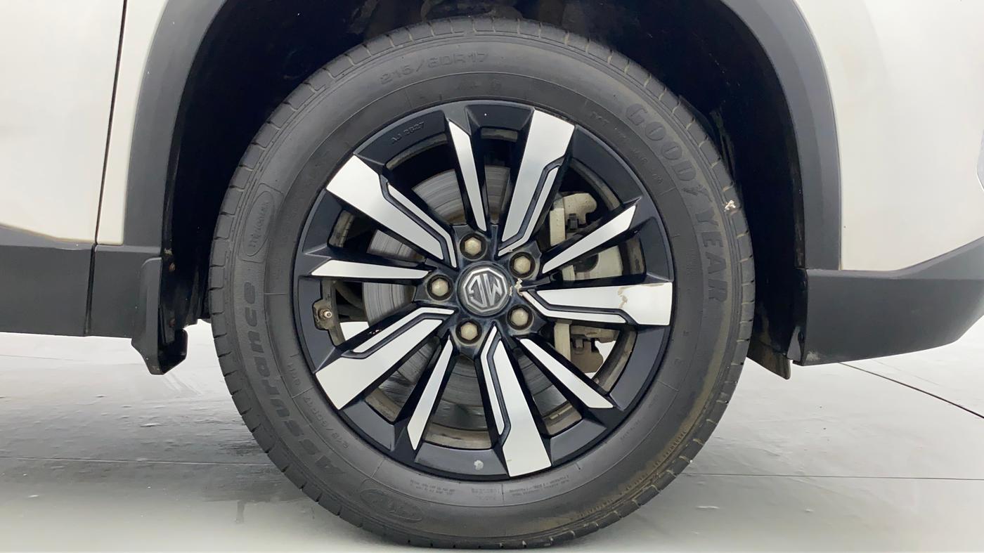 2019 MG HECTOR SHARP DCT PETROL, Petrol, Automatic, 35,582 km, Right Front Wheel