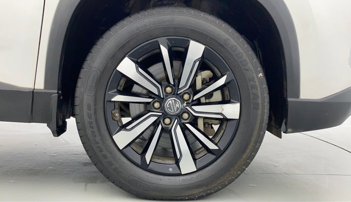 2019 MG HECTOR SHARP DCT PETROL, Petrol, Automatic, 35,582 km, Right Front Wheel