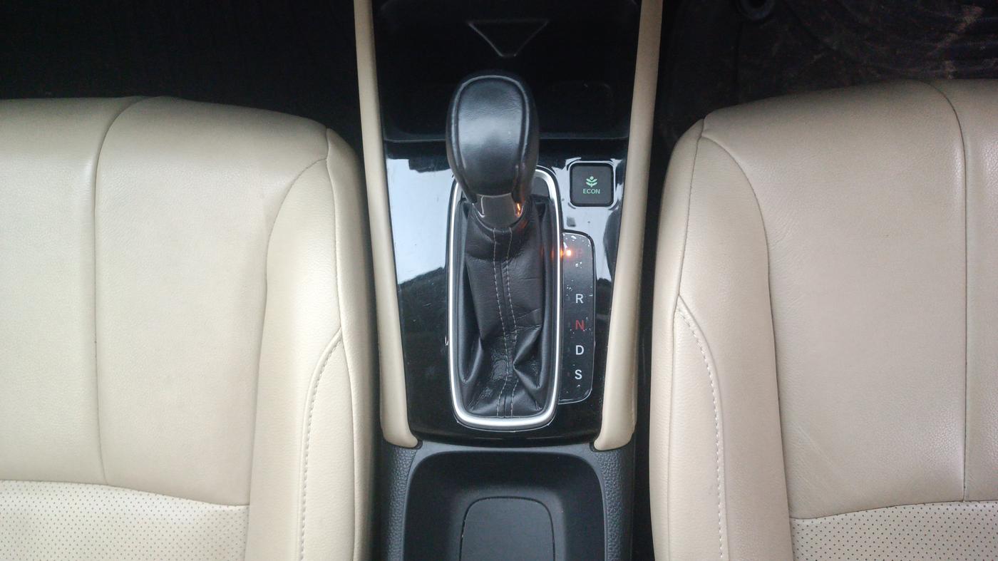 2021 Honda City 1.5L I-VTEC ZX CVT, Petrol, Automatic, 64,920 km, Gear Lever