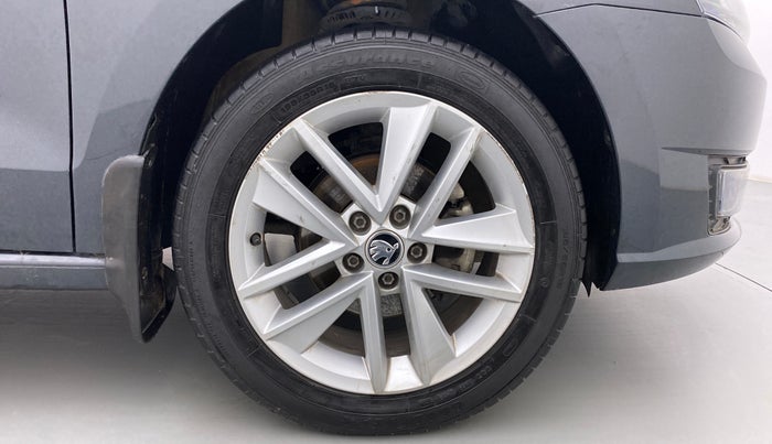 2018 Skoda Rapid 1.5 TDI AT STYLE PLUS, Diesel, Automatic, 33,945 km, Right Front Wheel