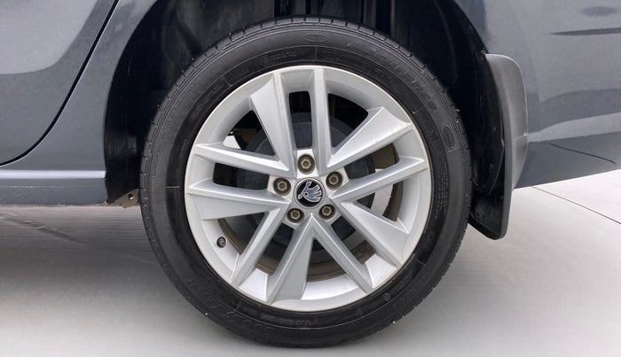 2018 Skoda Rapid 1.5 TDI AT STYLE PLUS, Diesel, Automatic, 33,945 km, Left Rear Wheel
