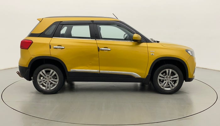 2017 Maruti Vitara Brezza ZDI, Diesel, Manual, 68,420 km, Right Side View