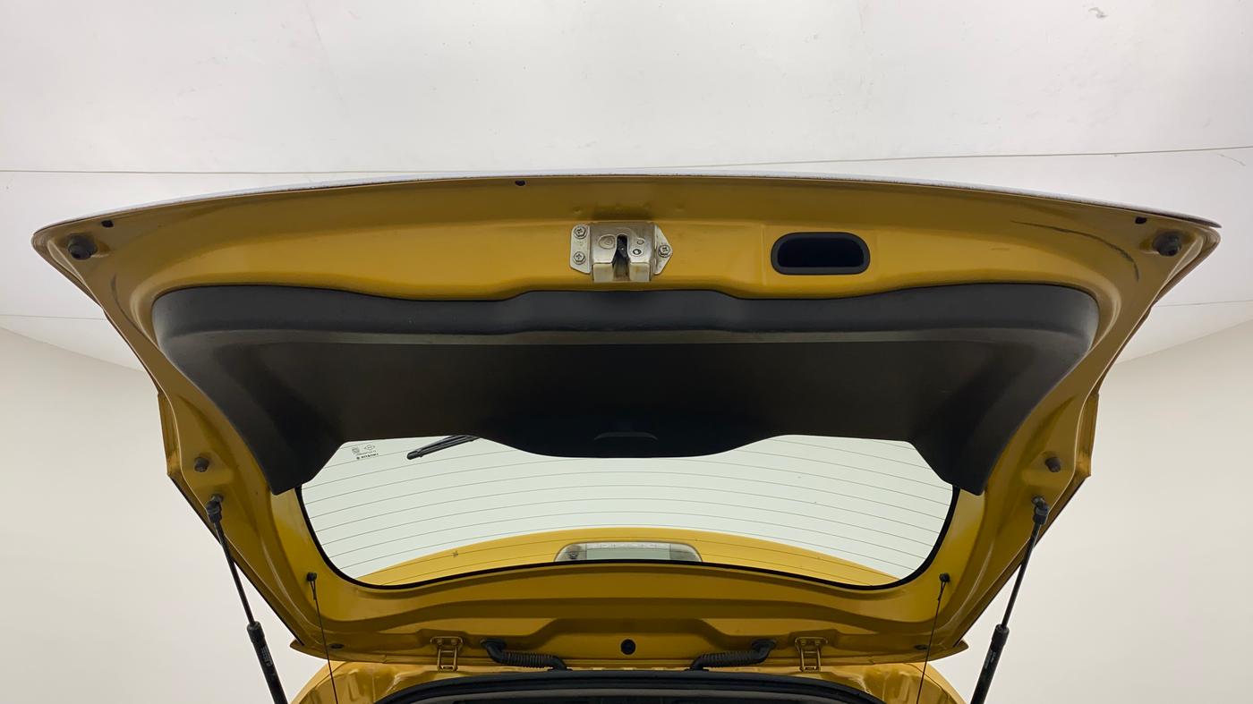 2017 Maruti Vitara Brezza ZDI, Diesel, Manual, 68,420 km, Boot Door Open