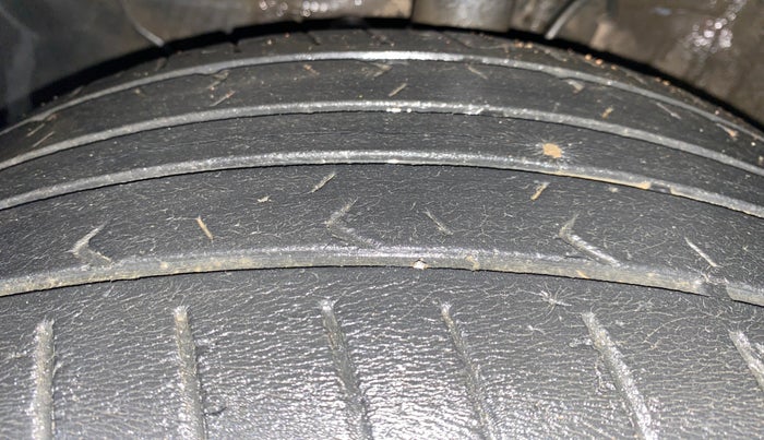 2019 Hyundai Elite i20 ASTA (O) CVT, Petrol, Automatic, 46,602 km, Left Front Tyre Tread