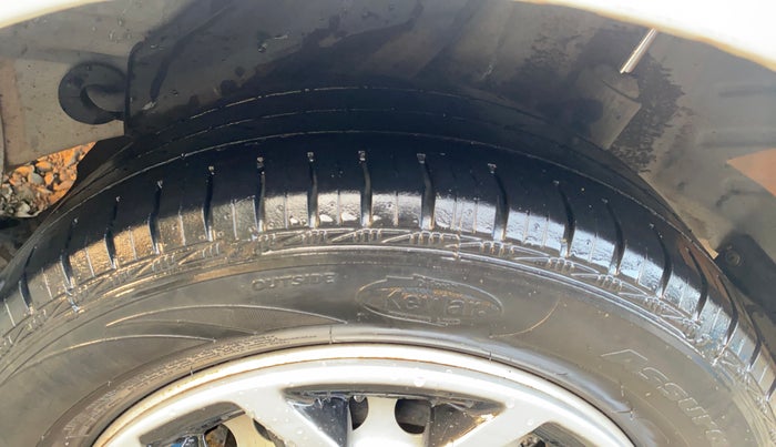 2013 Honda Amaze 1.2L I-VTEC EX, Petrol, Manual, 55,689 km, Left Rear Tyre Tread