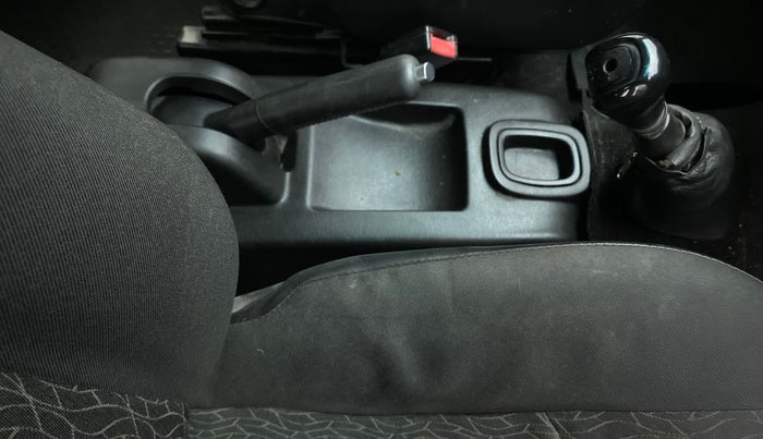 2015 Tata Sumo Gold EX, Diesel, Manual, 1,11,634 km, Gear Lever