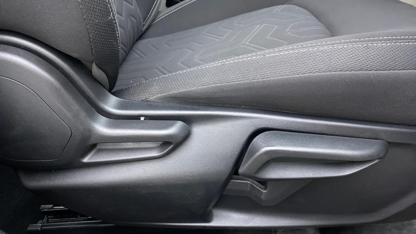 2020 Tata NEXON XZ+ OPT PETROL, Petrol, Manual, 20,734 km, Driver Side Adjustment Panel